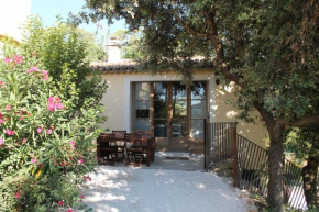 Hotels in Besse-Sur-Issole